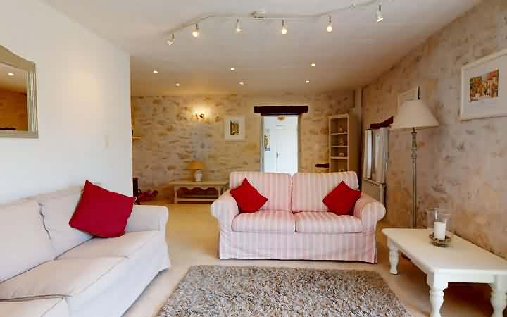 4 bed stone house for sale near Aubas