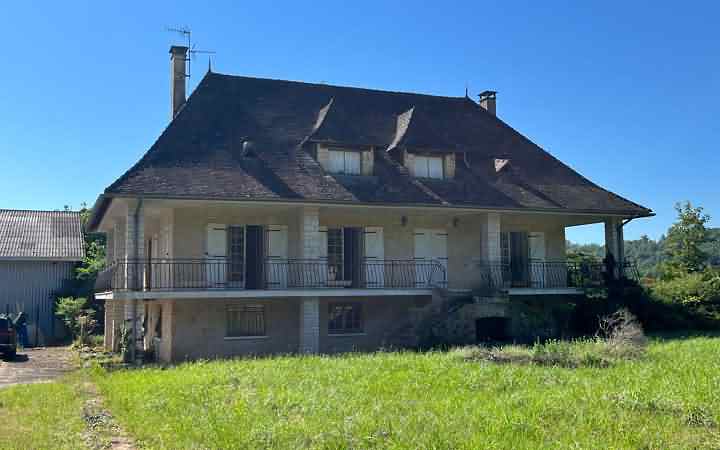 5 bed stone house for sale near Aubas