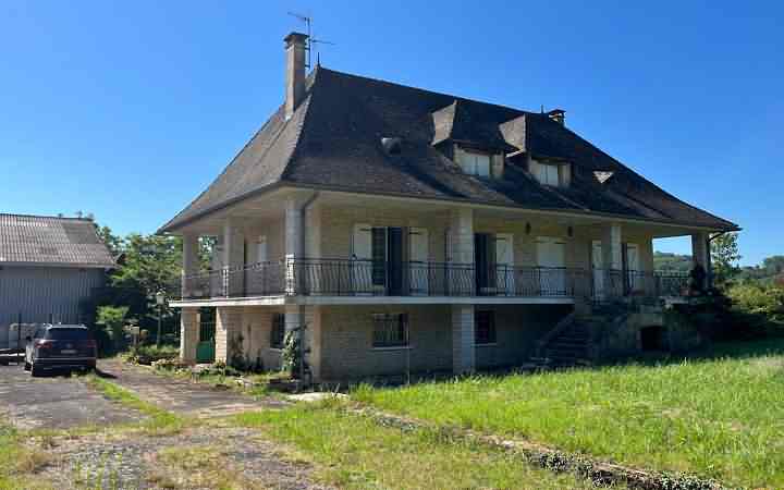 5 bed stone house for sale near Aubas