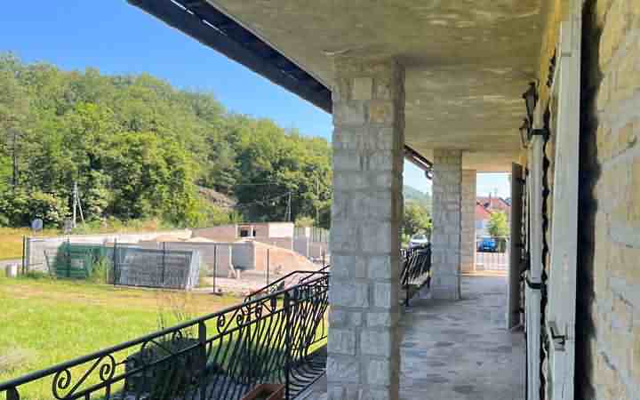 5 bed stone house for sale near Aubas