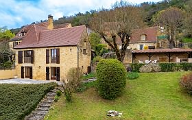 4 bed stone house for sale near Castels