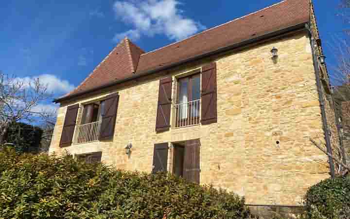 4 bed stone house for sale near Castels
