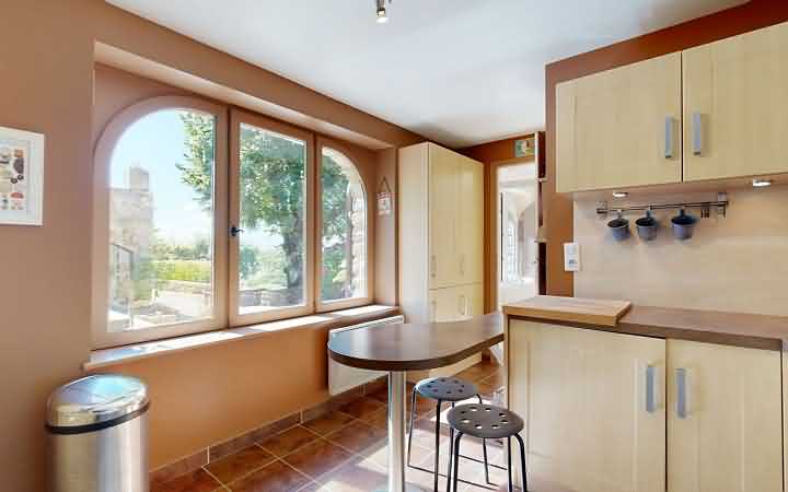 4 bed stone house for sale near Castels
