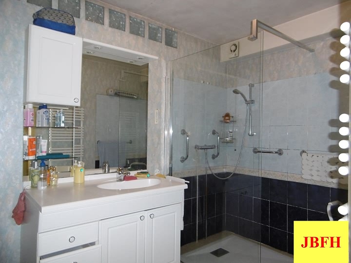 3 bed stone house for sale near Vienne And Haute Vienne