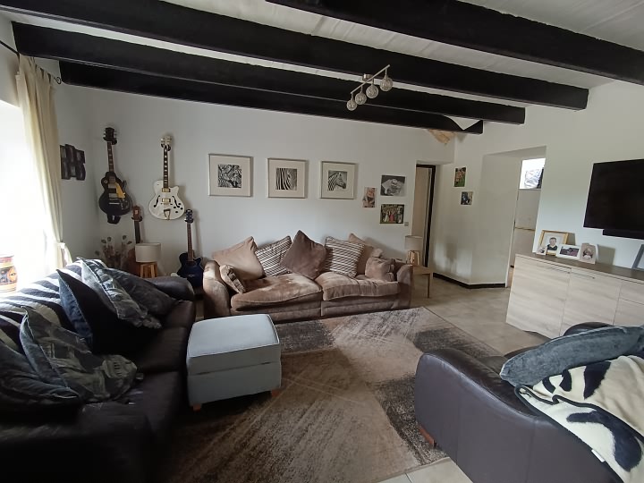 4 bed stone house for sale near Bothoa
