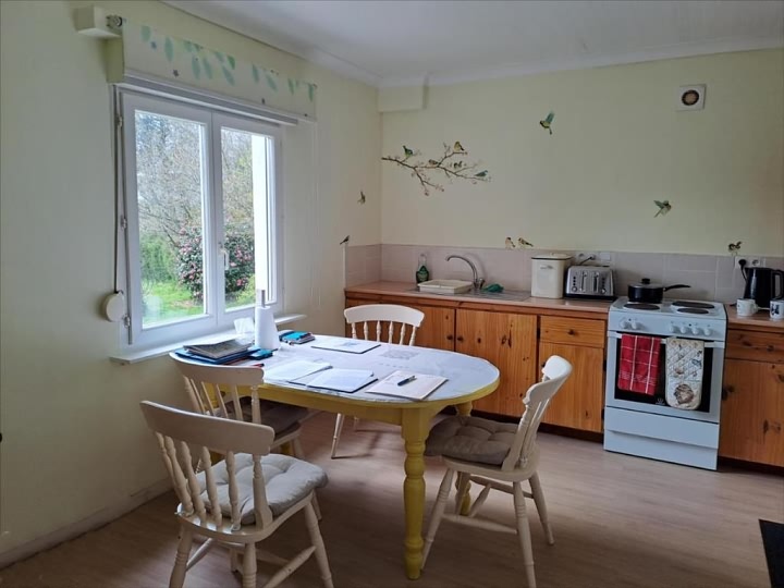 3 bed stone house for sale near Keraden