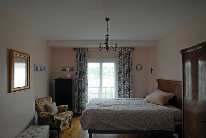 2 bed stone house for sale near Vanxains