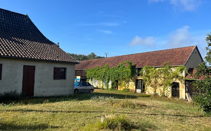 3 bed stone house for sale near Aubas
