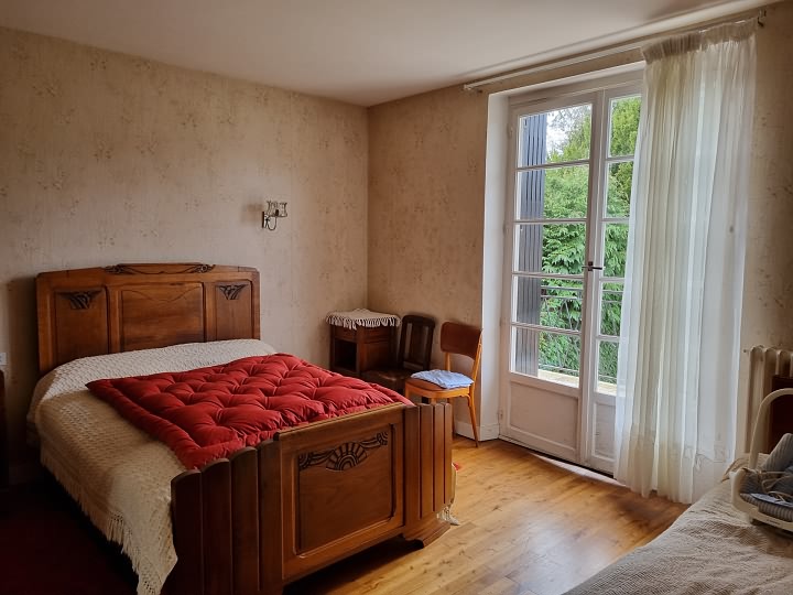 4 bed stone house for sale near Goulat