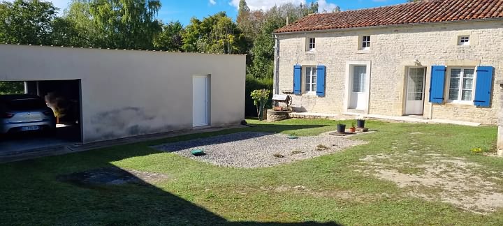 2 bed stone house for sale near Aizet