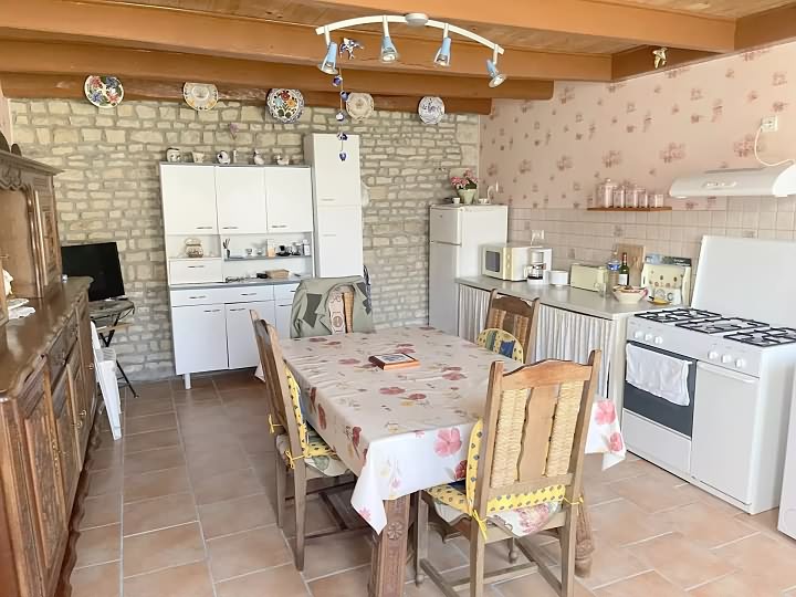 2 bed stone house for sale near Aizet