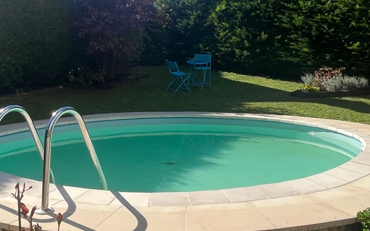 Maison en pierre de 3 chambres à vendre près de Dussac