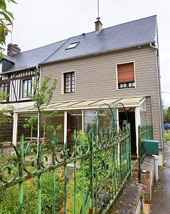 2 bed house for sale near Perrou