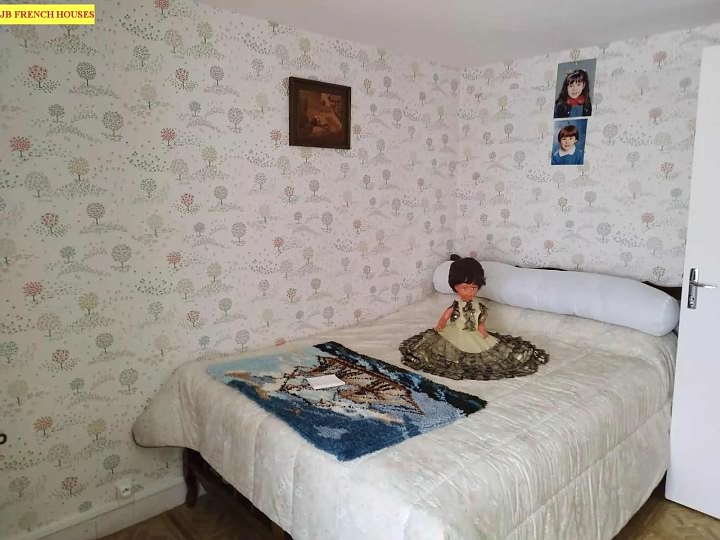 2 bed house for sale near Perrou