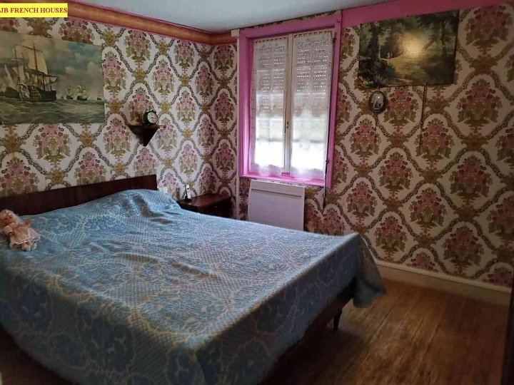 2 bed house for sale near Perrou