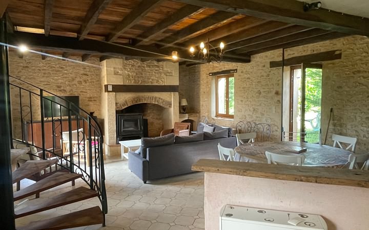 3 bed stone house for sale near Aubas