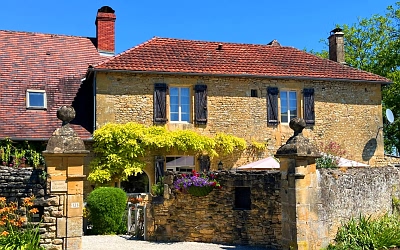 3 bed stone house for sale near Aubas