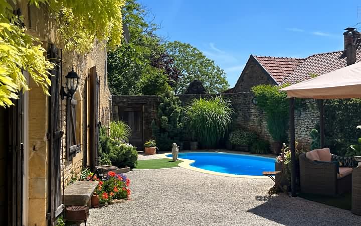 3 bed stone house for sale near Aubas