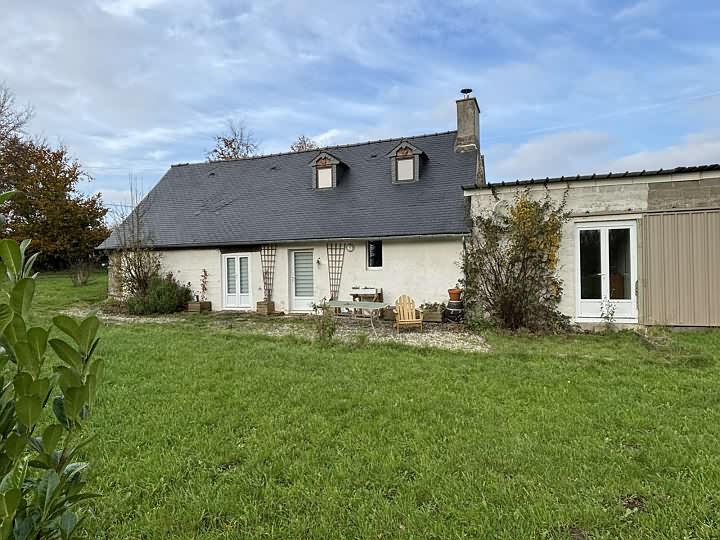 2 bed stone house for sale near Mantilly
