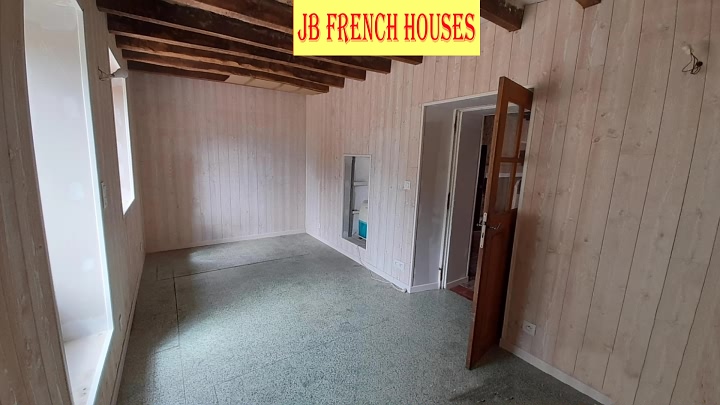 2 bed stone house for sale near Igé