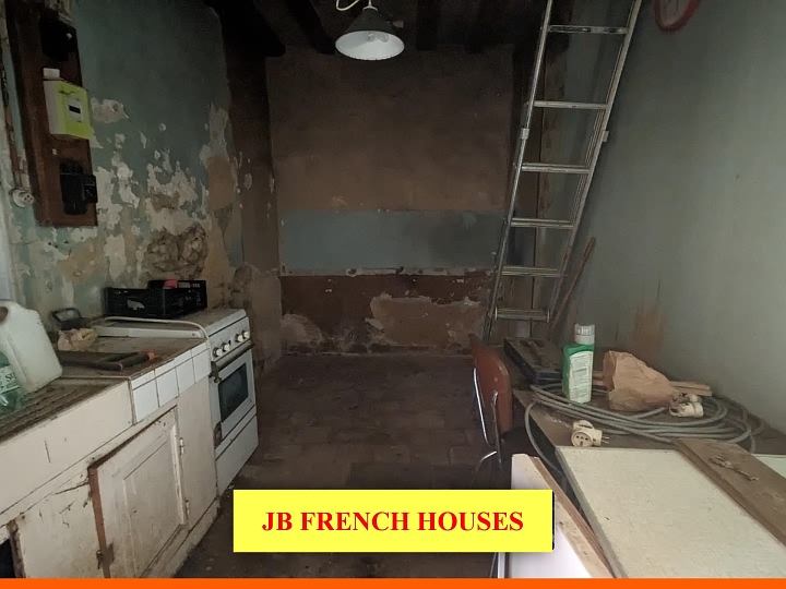 1 bed stone house for sale near Igé