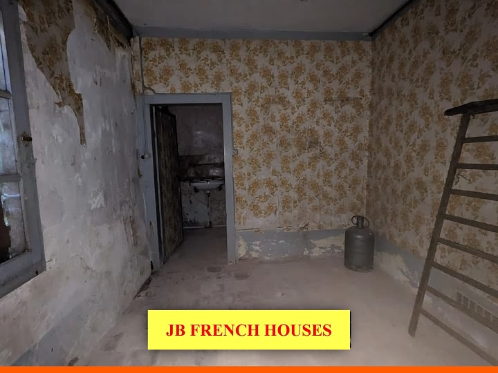 1 bed stone house for sale near Igé