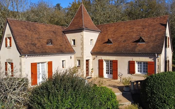 4 bed stone house for sale near Aubas