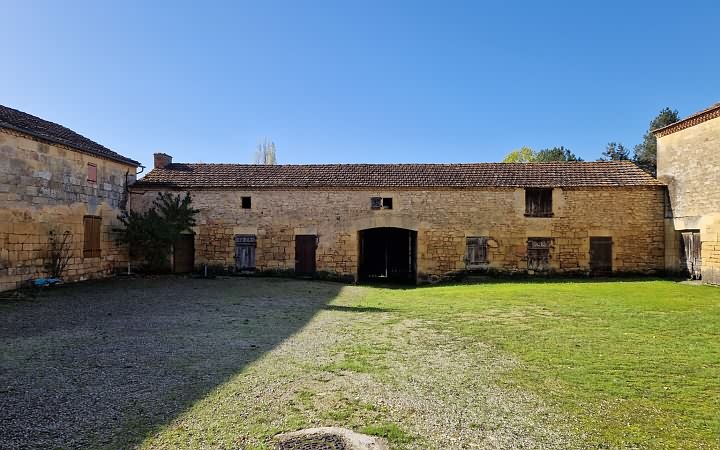 1 bed stone house for sale near Dordogne and Lot