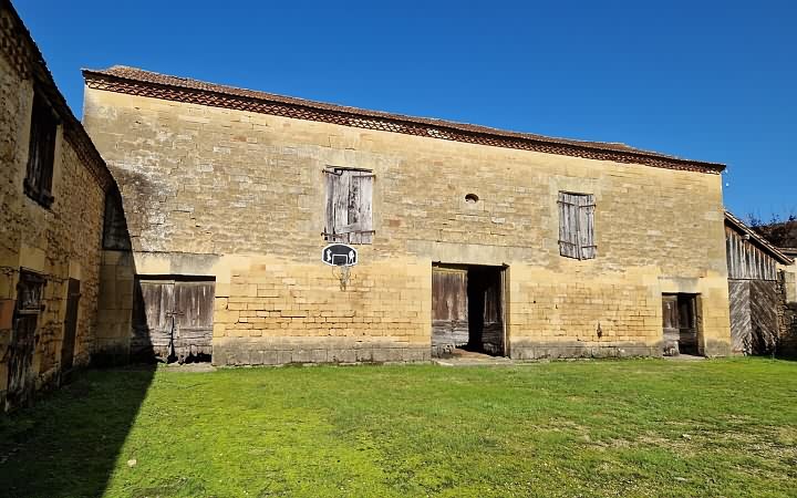 1 bed stone house for sale near Dordogne and Lot