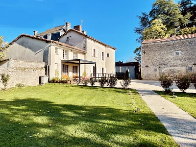 6 bed stone house for sale near Ansac Sur Vienne