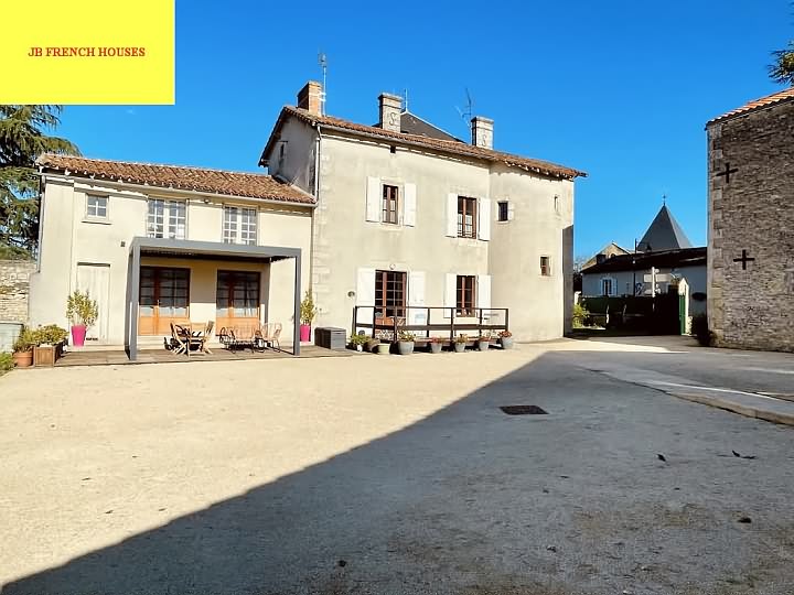 6 bed stone house for sale near Ansac Sur Vienne