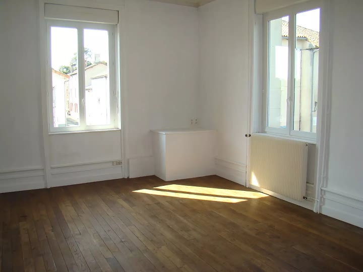 5 bed stone house for sale near Chez Vécant