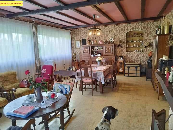 2 bed stone house for sale near Banvou