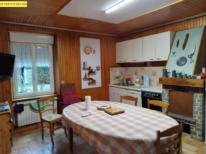 2 bed stone house for sale near Banvou