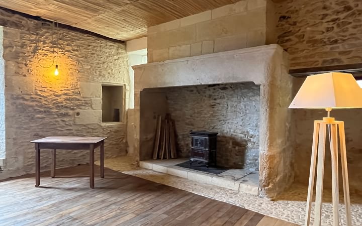 5 bed stone house for sale near Aubas