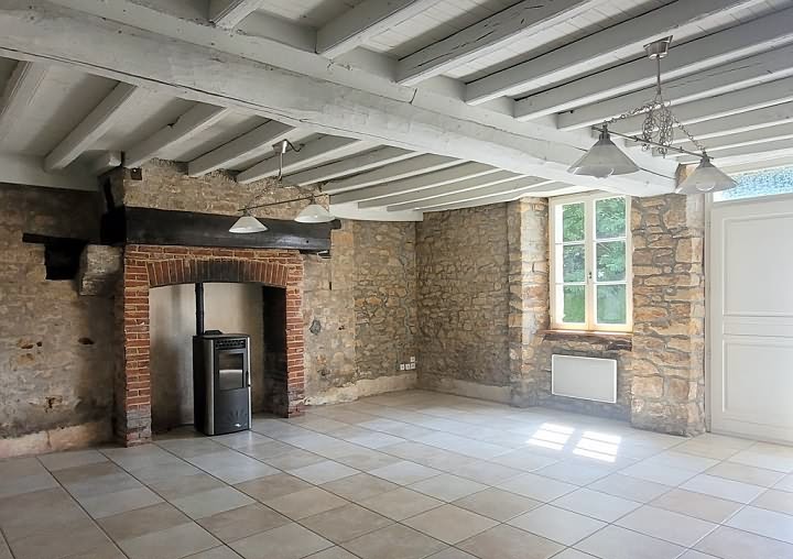 3 bed stone house for sale near Bion