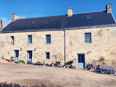 Maison en pierre de 3 chambres à vendre près de Le Sourn