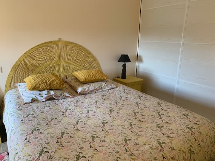 Maison en pierre de 3 chambres à vendre près de Le Sourn