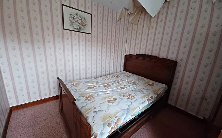 Maison en pierre de 2 chambres à vendre près de Naillat