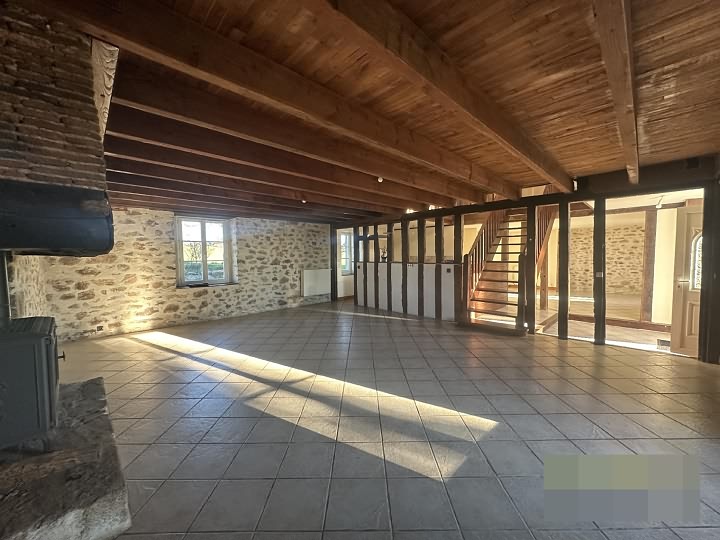 4 bed stone house for sale near Farebout