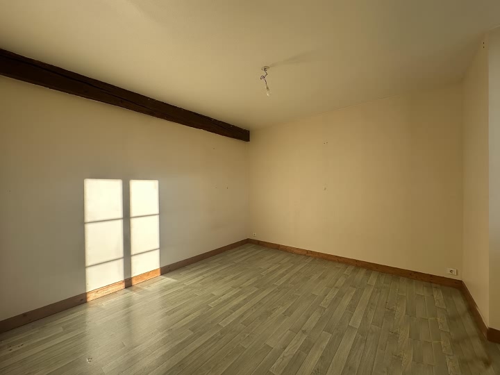 4 bed stone house for sale near Farebout