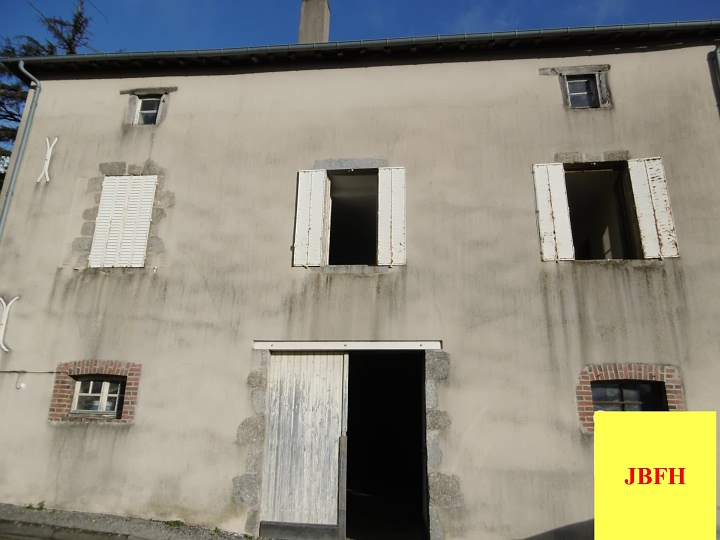 3 bed stone house for sale near Vienne And Haute Vienne