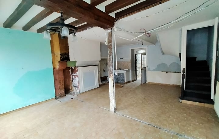 2 bed stone house for sale near Averton