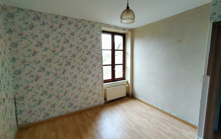 2 bed stone house for sale near Averton