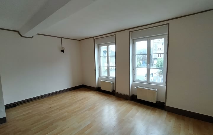 2 bed stone house for sale near Averton