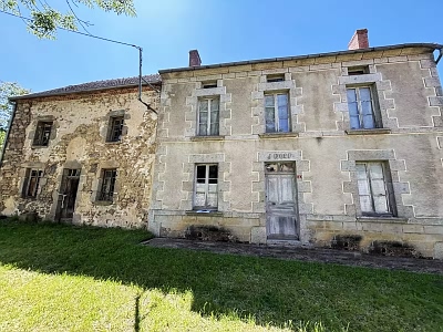 Stone house to renovate near Farges
