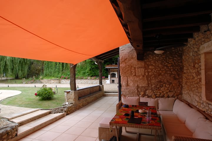 4 bed stone house for sale near Vanxains