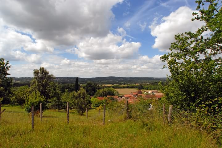 4 bed stone house for sale near Vanxains