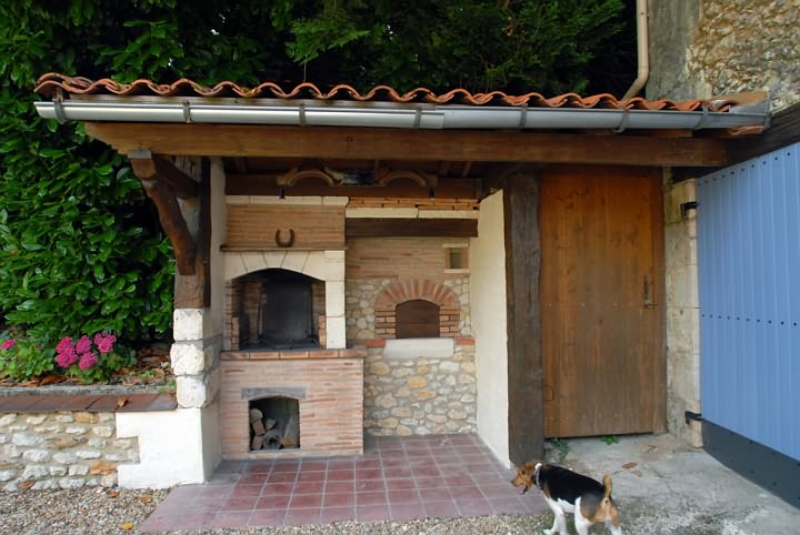 4 bed stone house for sale near Vanxains