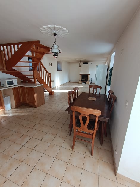8 bed stone house for sale near Bothoa